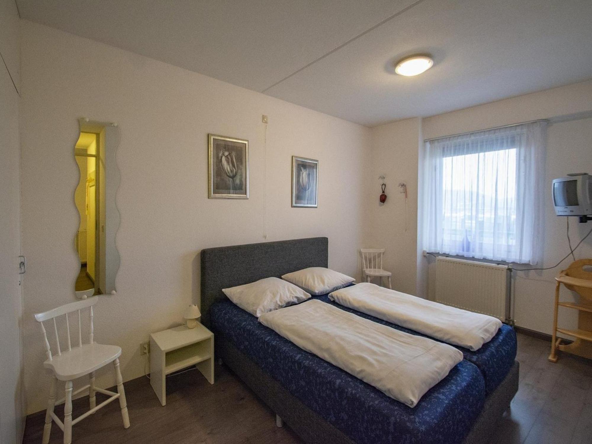 An Apartment That Is Attractively Furnished Джулианадорп Екстериор снимка