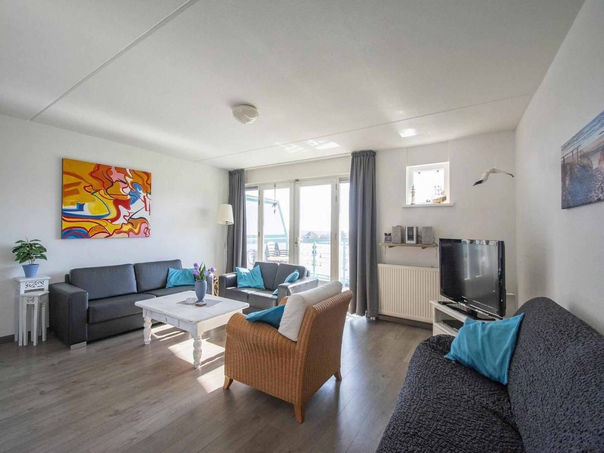 An Apartment That Is Attractively Furnished Джулианадорп Екстериор снимка