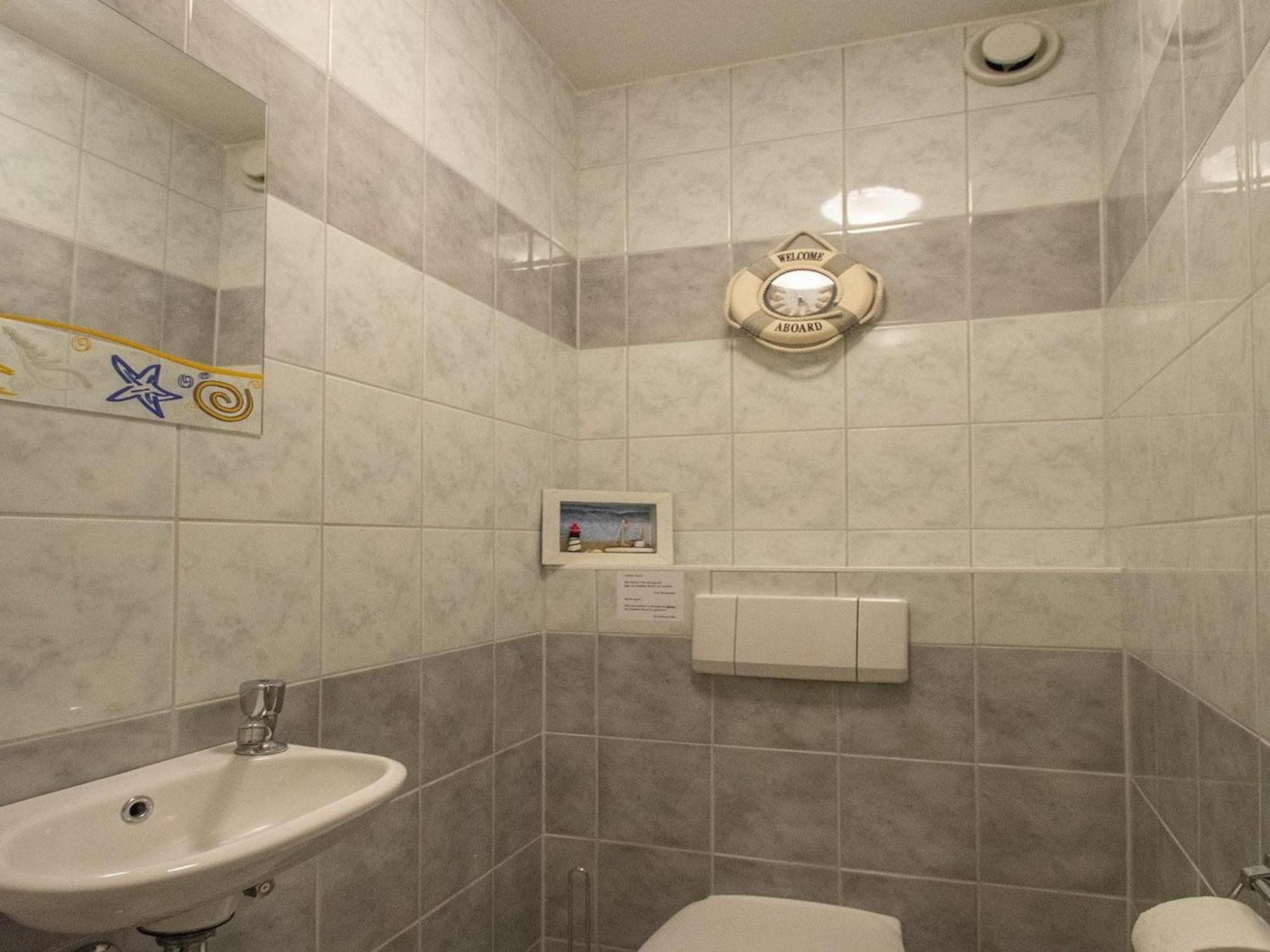 An Apartment That Is Attractively Furnished Джулианадорп Екстериор снимка